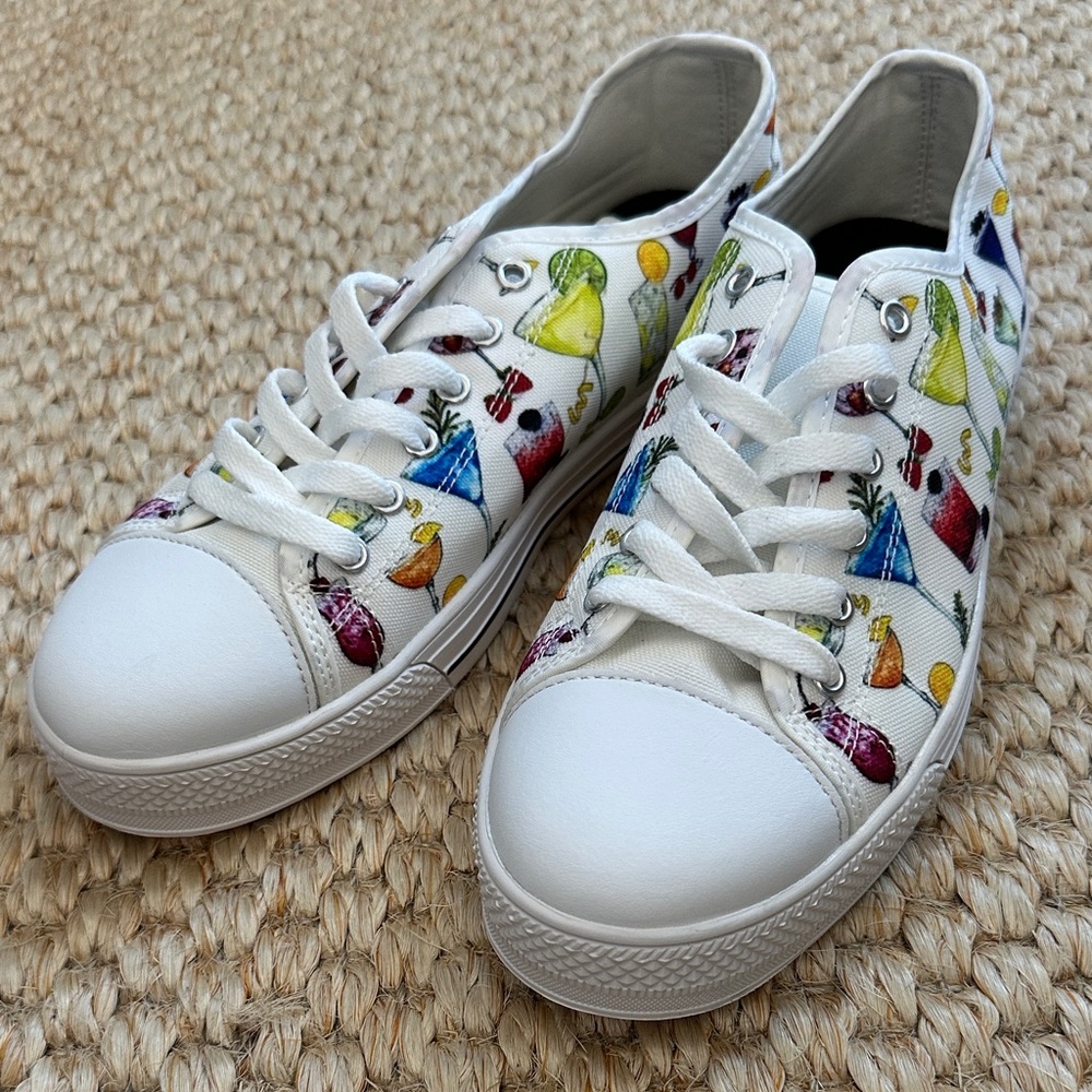 NWOT Unbranded Canvas Sneakers *COCKTAILS!* 🍸🍹